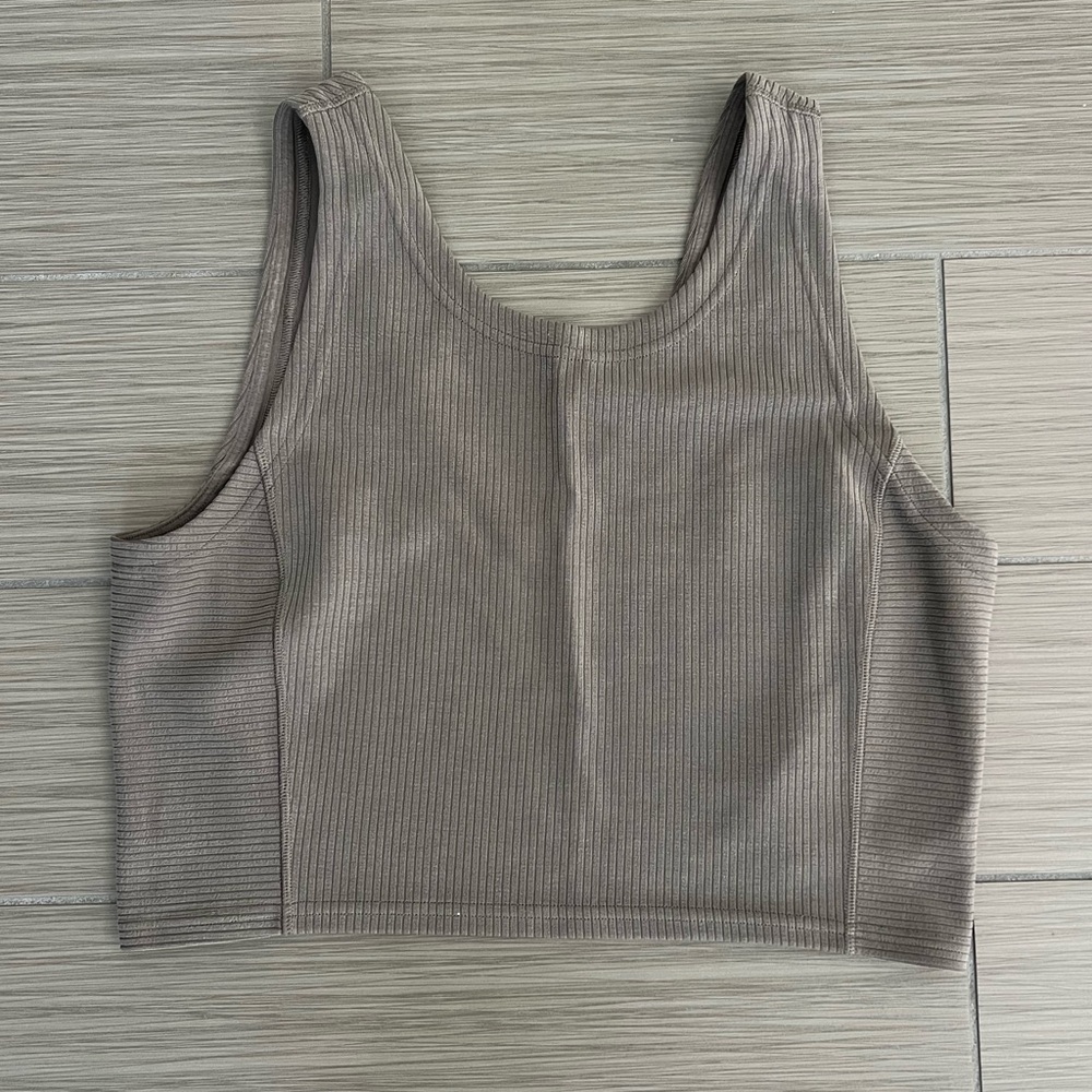 Lululemon ribbed soft stream cropped tank